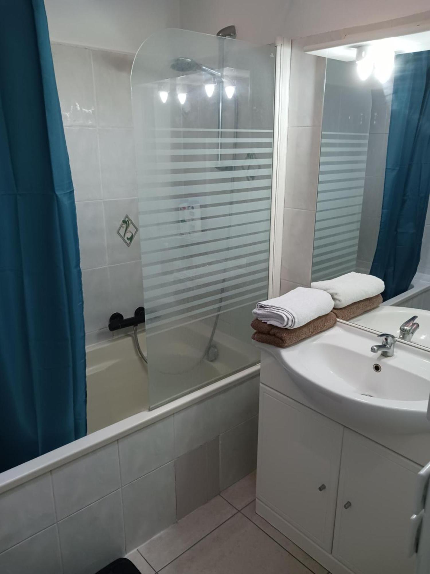 Chambre Privee Climatisee Chez Particulier, Wifi Lejlighed Perpignan Eksteriør billede